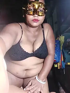 Snapshot of Nude-Priya2 chatting on June 10, 10:25 am Nude-Priya2 online show from June 10, 10:25 am