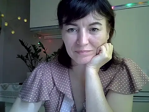 Krystal 82 online show from October 10, 10:36 am