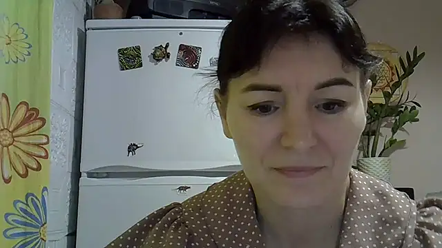 Krystal 82 online show from November 9, 2:26 pm