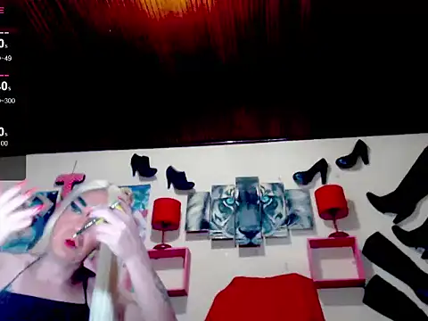 blondehot5v online show from September 17, 12:07 pm