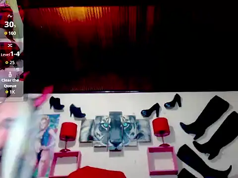 blondehot5v online show from September 18, 12:07 pm