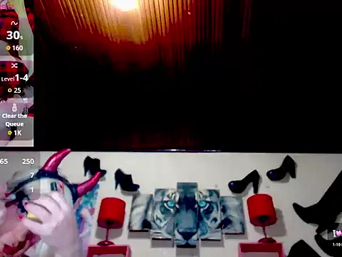 blondehot5v online show from September 24, 12:08 pm