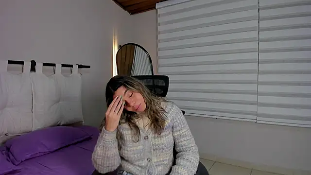 Rachell criss online show from December 5, 3:48 am