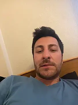 emredenizz07 online show from March 21, 2:53 pm