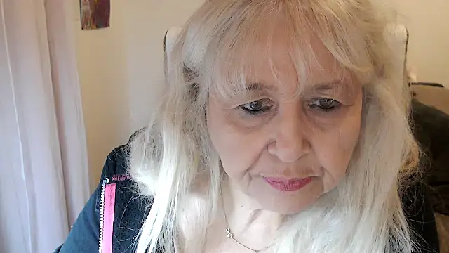 SusiLifeXXX online show from October 11, 6:28 pm