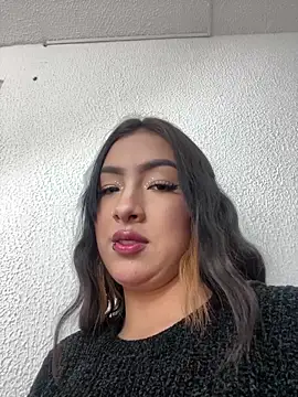 Snapshot of iamvalenn chatting on November 4, 8:08 pm iamvalenn online show from November 4, 8:08 pm