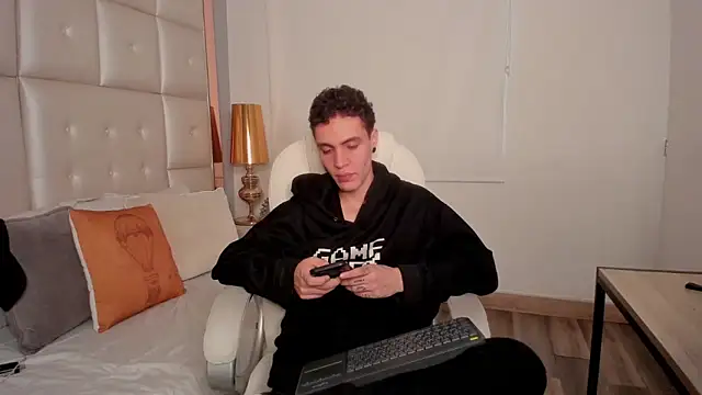 dark sun302 online show from September 15, 9:04 pm