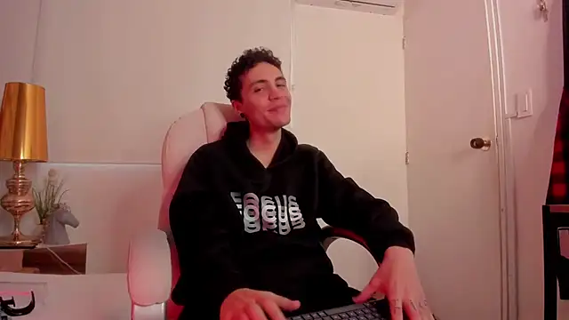 dark sun302 online show from October 5, 9:02 pm