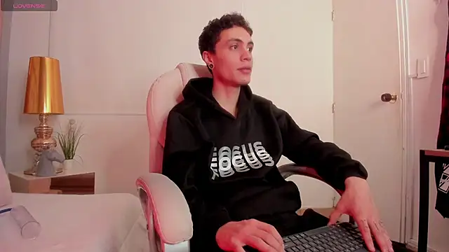 dark sun302 online show from October 9, 9:13 pm