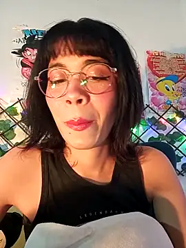 Snapshot of dolliette24 chatting on April 26, 3:48 am dolliette24 online show from April 26, 3:48 am