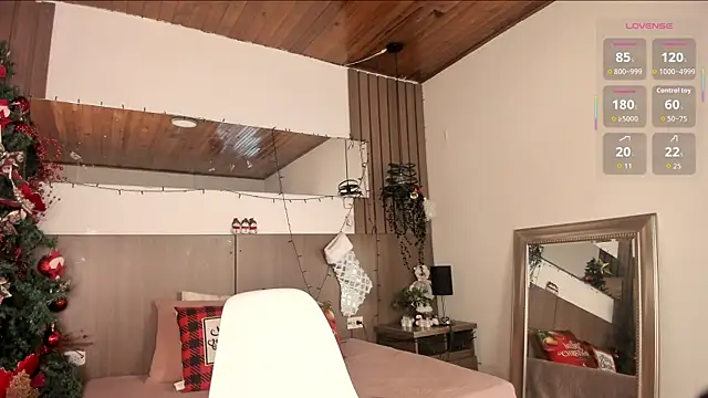 Snapshot of Violet_carson chatting on January 6, 1:26 pm Violet carson online show from January 6, 1:26 pm