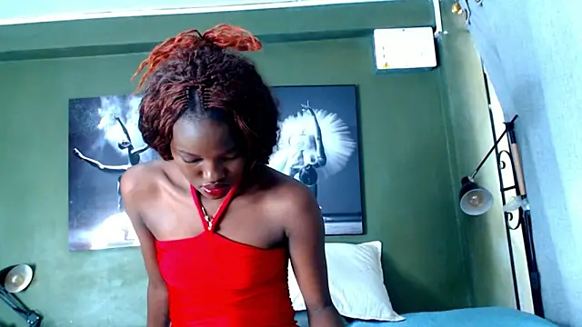 Evaa 18 online show from October 8, 6:16 pm