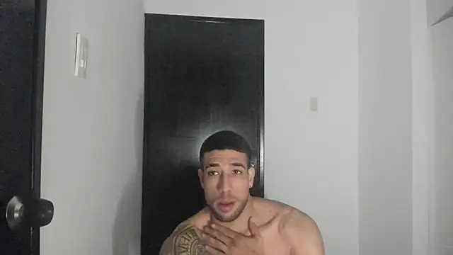 ThiagoLugo online show from June 27, 3:33 am