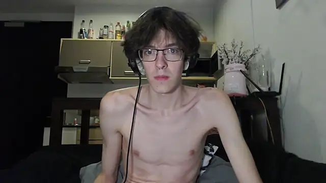 Snapshot of LovesomeCookie chatting on October 12, 4:50 pm LovesomeCookie online show from October 12, 4:50 pm