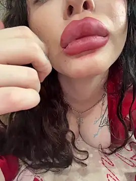 Hannah xBaby online show from November 11, 8:14 am