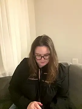 Snapshot of MariaMirabella chatting on January 5, 8:23 pm MariaMirabella online show from January 5, 8:23 pm