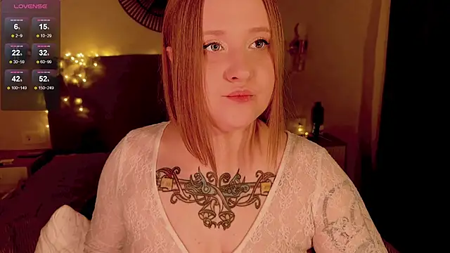 NaomiRey1 online show from November 1, 5:15 pm