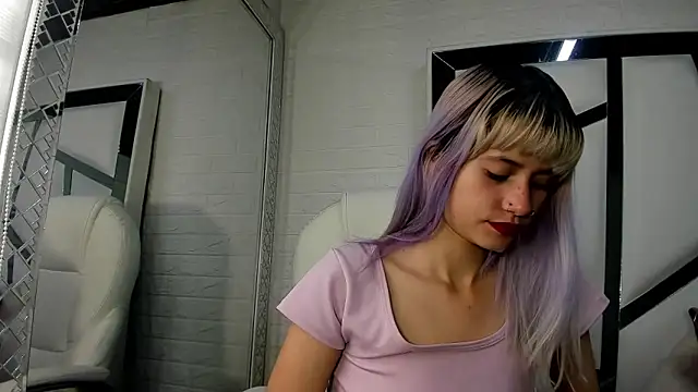 barbieambar online show from October 28, 1:25 pm