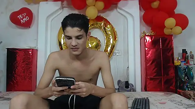 Snapshot of gabo_hotboy chatting on September 19, 1:40 am gabo hotboy online show from September 19, 1:40 am
