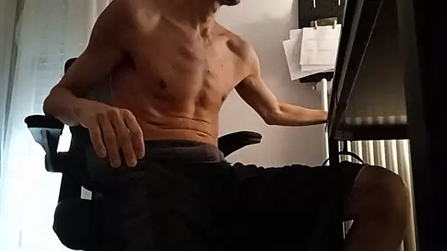 Snapshot of dexter24cm chatting on September 23, 3:48 pm dexter24cm online show from September 23, 3:48 pm