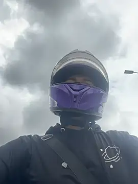 Camilla Miller01 online show from April 17, 6:00 pm