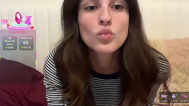 heyitsmadig online show from November 21, 7:45 pm