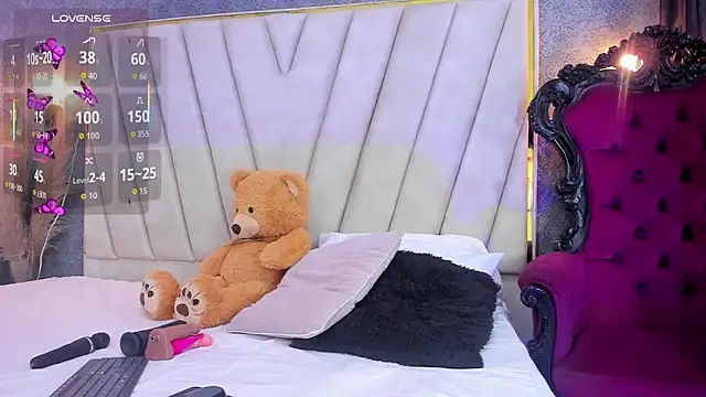 AmyStar1 online show from October 9, 9:35 pm