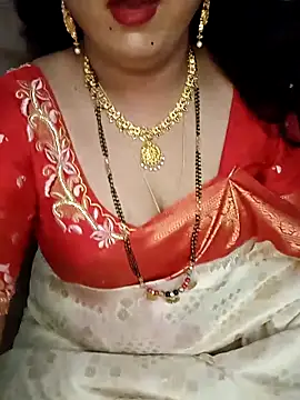 Snapshot of Niharika555 chatting on April 19, 6:10 pm Niharika555 online show from April 19, 6:10 pm
