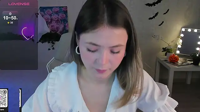 ArleneThomas online show from October 28, 12:52 pm