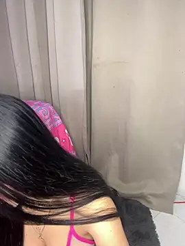 Snapshot of Dulcekitty__ chatting on February 1, 10:14 am Dulcekitty online show from February 1, 10:14 am