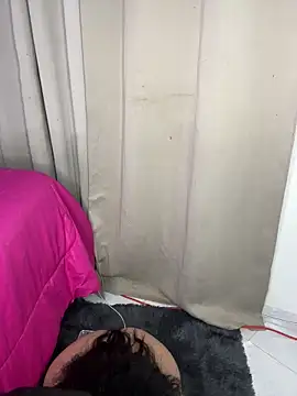 Snapshot of Dulcekitty__ chatting on February 24, 10:24 am Dulcekitty online show from February 24, 10:24 am