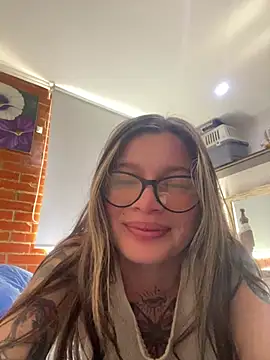 KoraSweett online show from February 7, 6:55 pm