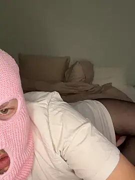 Snapshot of wille698769 chatting on March 30, 7:53 am wille698769 online show from March 30, 7:53 am