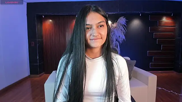 AidaJones online show from October 6, 11:18 am