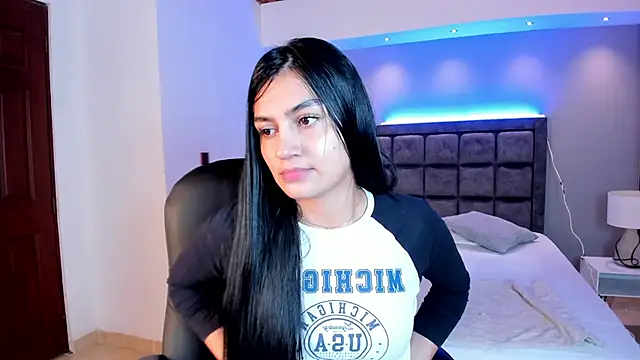 AidaJones online show from March 14, 12:54 pm