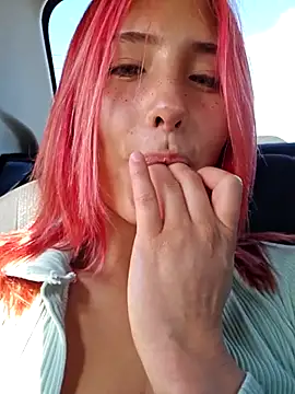Snapshot of sorpresa_x chatting on July 6, 2:03 pm sorpresa x online show from July 6, 2:03 pm