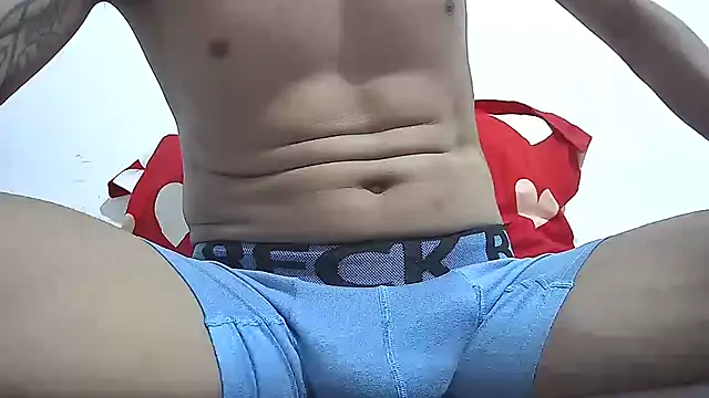 IsaXander743 online show from November 3, 9:16 pm