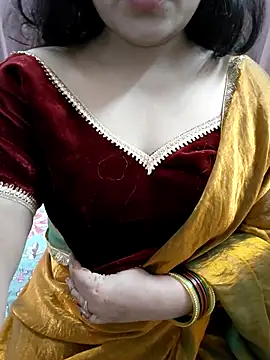 Snapshot of Aavya_007 chatting on October 21, 10:49 am Aavya 007 online show from October 21, 10:49 am