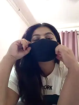Snapshot of Aavya_007 chatting on June 14, 3:19 am Aavya 007 online show from June 14, 3:19 am