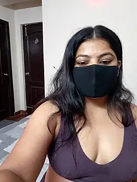 Snapshot of Aavya_007 chatting on July 18, 4:05 am Aavya 007 online show from July 18, 4:05 am