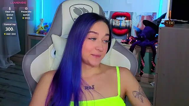 Im suka online show from November 7, 3:50 am