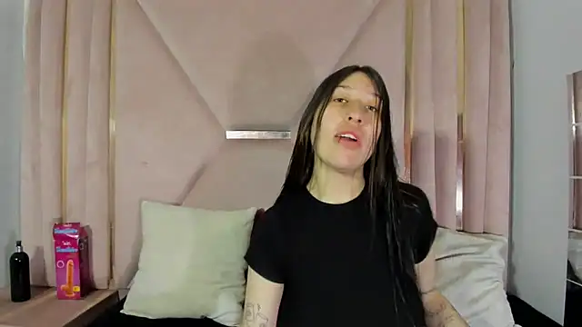 venusmorgan online show from September 18, 3:47 pm