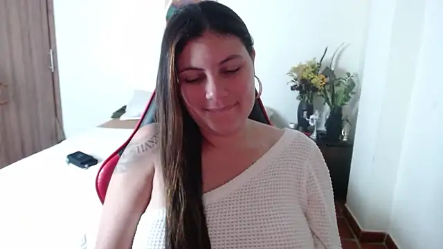 Secret Bella online show from September 29, 11:59 am