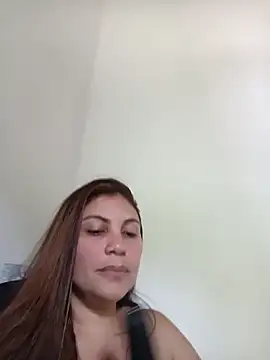 Secret Bella online show from December 14, 3:50 pm