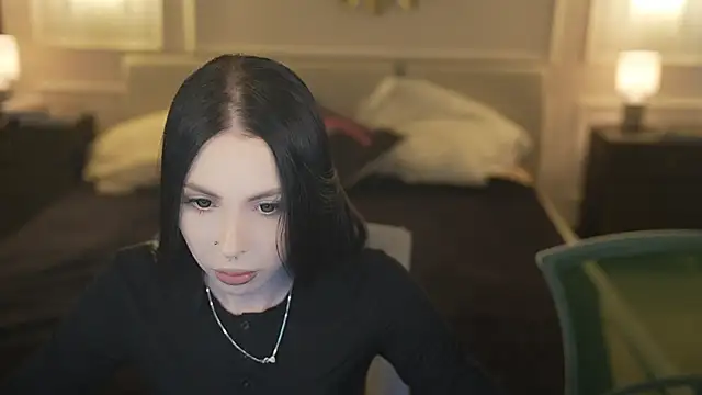 VivianSweet  online show from April 18, 10:41 am