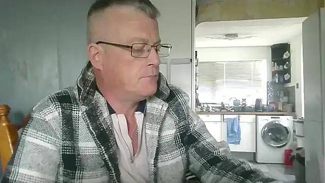 hefin18 online show from February 17, 1:21 pm