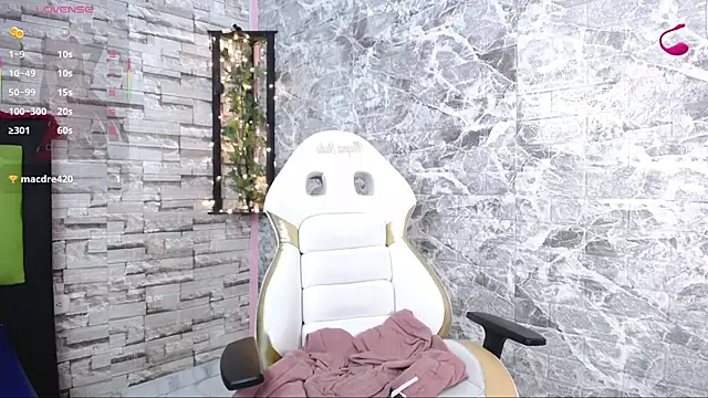 Snapshot of Kony_Lan chatting on November 5, 12:49 pm Kony Lan online show from November 5, 12:49 pm