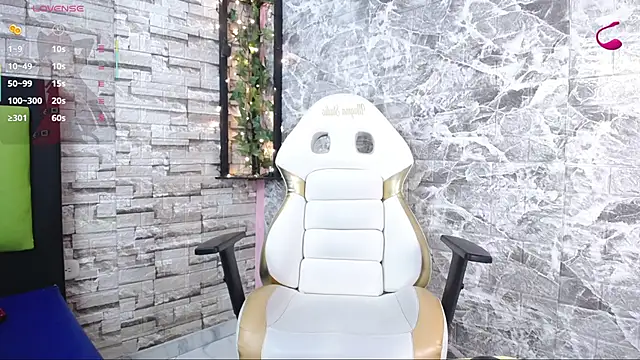 Snapshot of Kony_Lan chatting on November 11, 12:38 pm Kony Lan online show from November 11, 12:38 pm