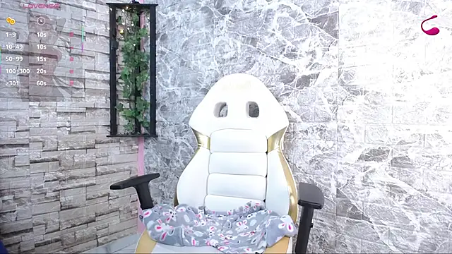 Snapshot of Kony_Lan chatting on November 12, 1:00 pm Kony Lan online show from November 12, 1:00 pm