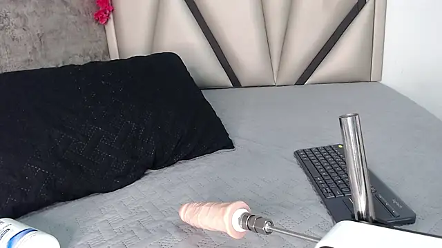 Euphoria 07 online show from December 23, 4:21 am